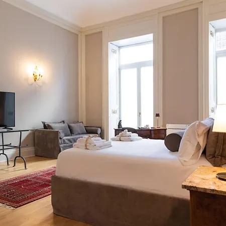 Πανσιόν Divisi & 4*