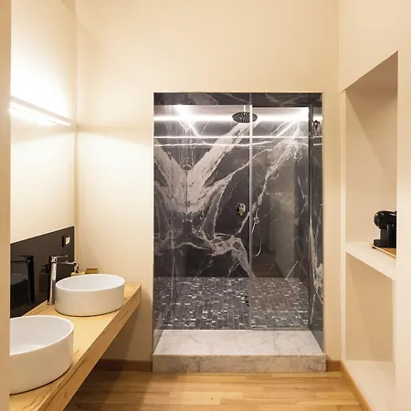 Divisi & 4* Παλέρμο