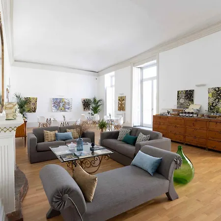 Divisi & 4* 팔레르모